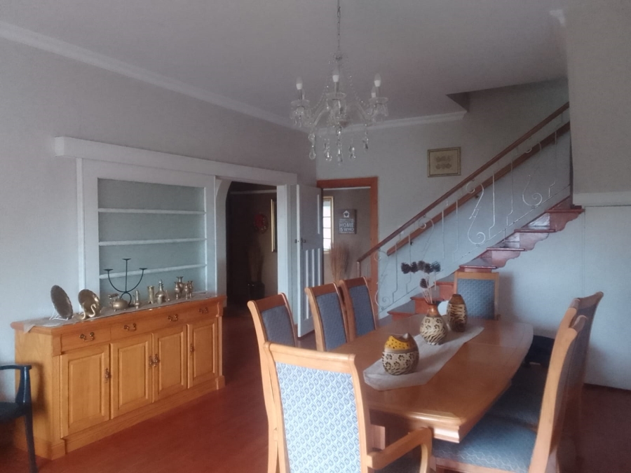 To Let 3 Bedroom Property for Rent in Selborne Eastern Cape